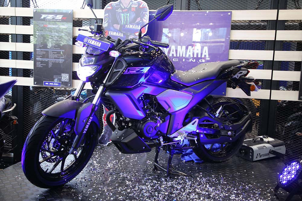 MAW Enterprises introduces Yamaha FZ FI V3 Standard Version; priced at Rs 379,900